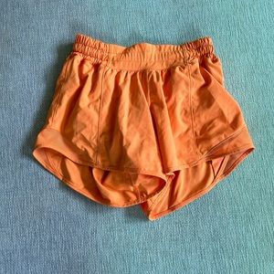 Lululemon Hotty hot shorts